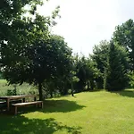 Tatil Evi Idylisches Mit Reh Worthsee