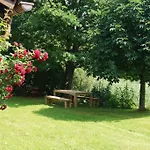Idylisches Mit Reh Tatil Evi