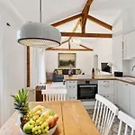 Tatil Evi Idylisches Mit Reh Worthsee